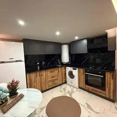 Apartment Cozy Duplex With A Private Terrace Near The Metro Istanbul
