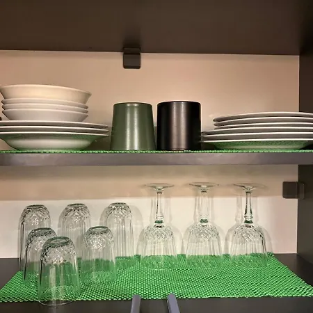 아파트 Cozy Duplex With A Private Terrace Near The Metro 이스탄불